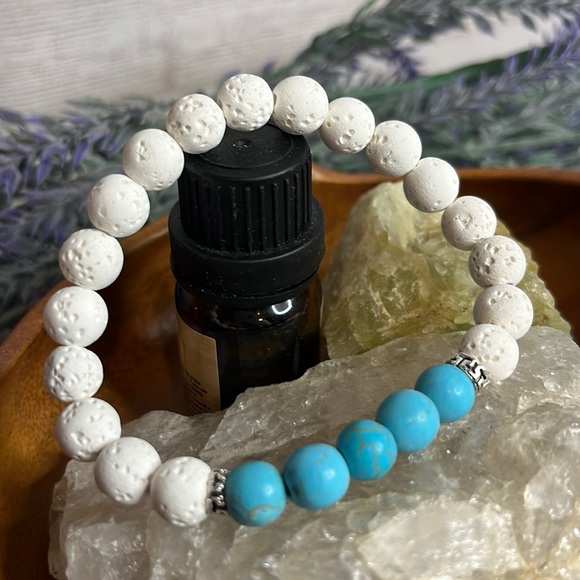 NEW Chakra Turquoise Essential Oil Diffuser Bracelet White Natural Lava stone - Picture 5 of 7